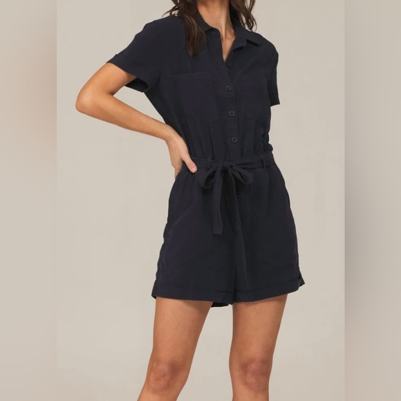 Bella Dahl Pants - Bella Dahl black short romper